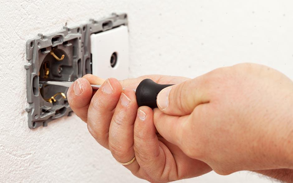 travail électricien Beauchamp